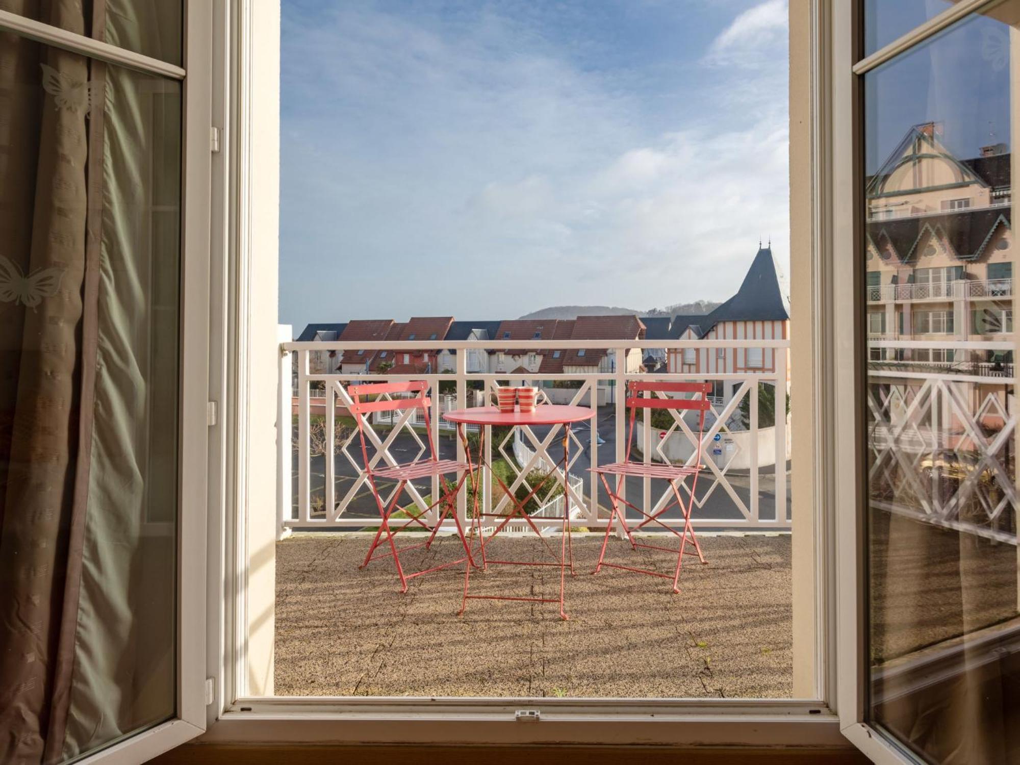 Apartment Le Manoir By Interhome Cabourg Exterior foto